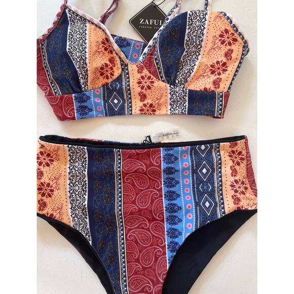 Medium NWT 2 piece high waisted bikini swimsuit - Picture 2 of 5